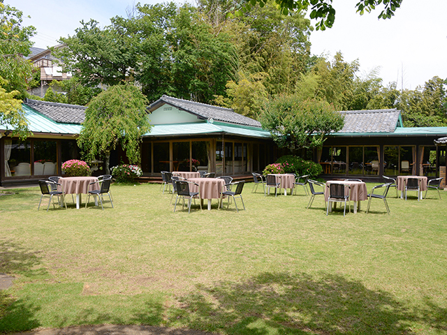 烤牛肉 鎌倉山 - 烤牛肉店、庭園