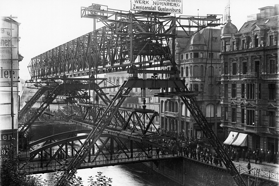 ヴッパタール 1898年の写真